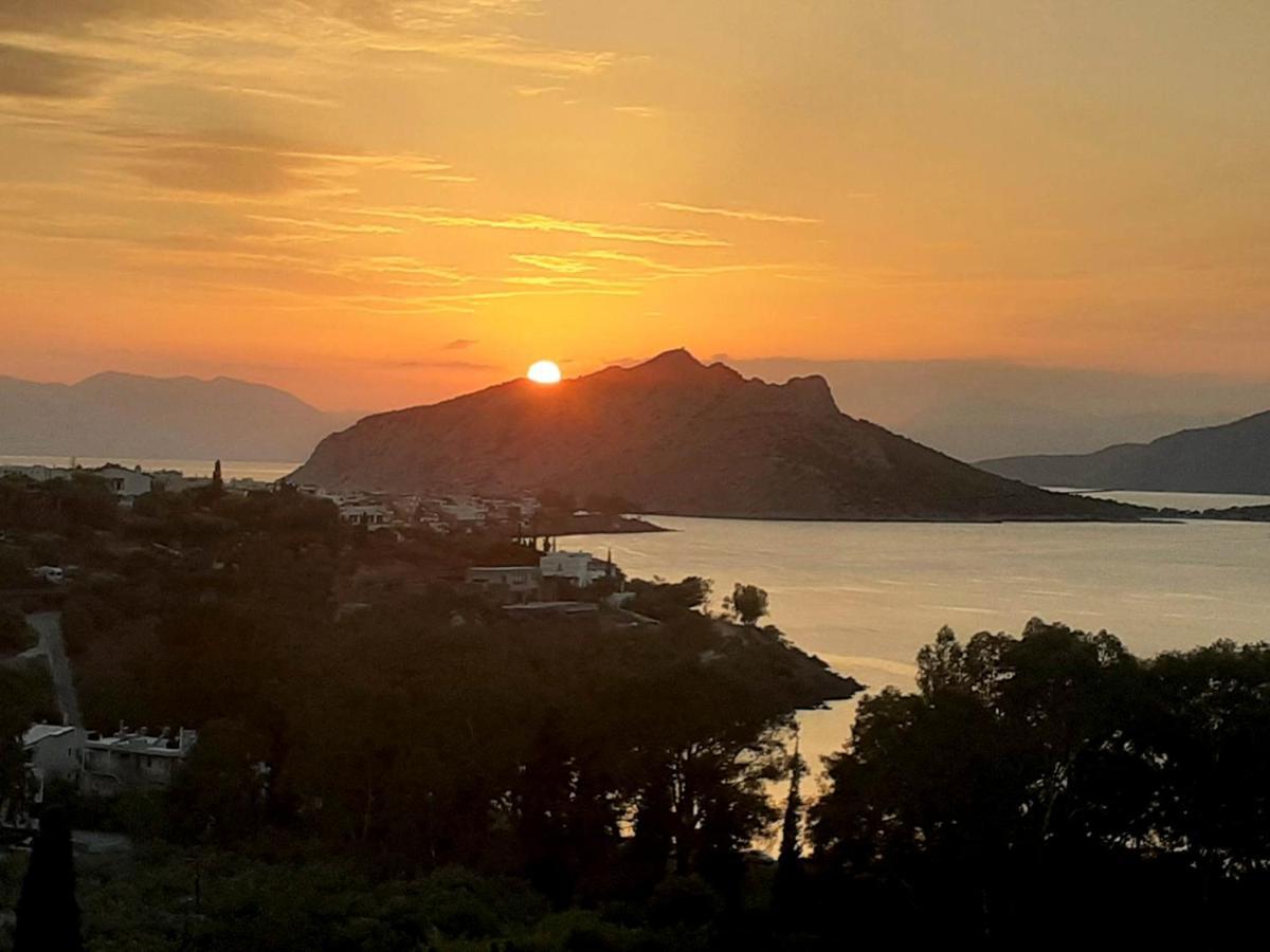 Serenity Villa Aegina Fantastic View Near The Beach Exterior photo