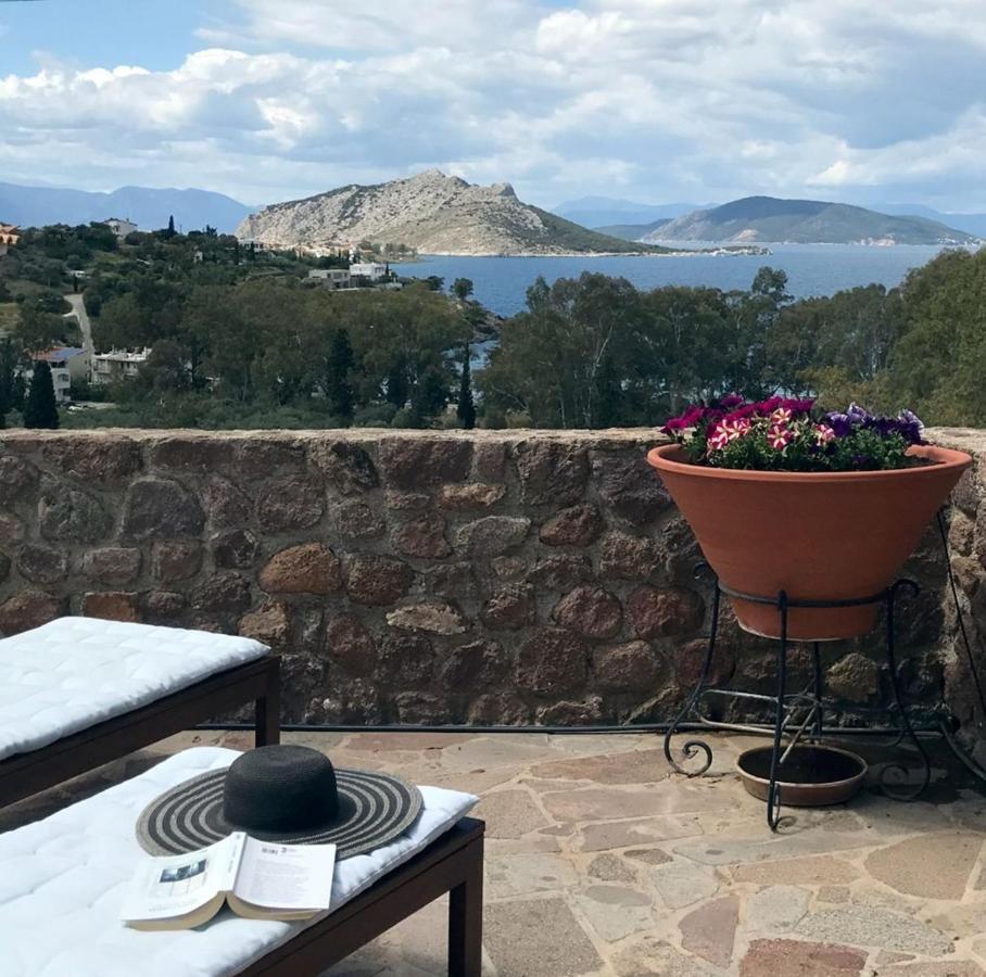Serenity Villa Aegina Fantastic View Near The Beach Exterior photo